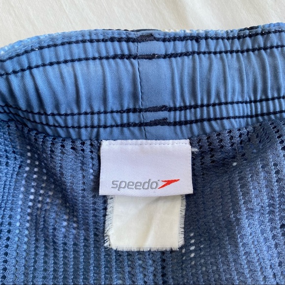 Speedo Hibiscus Flower Swim Trunks - Picture 5 of 9